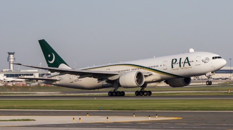 PIA 777 impounded in kualumpur for not paying Lease amount